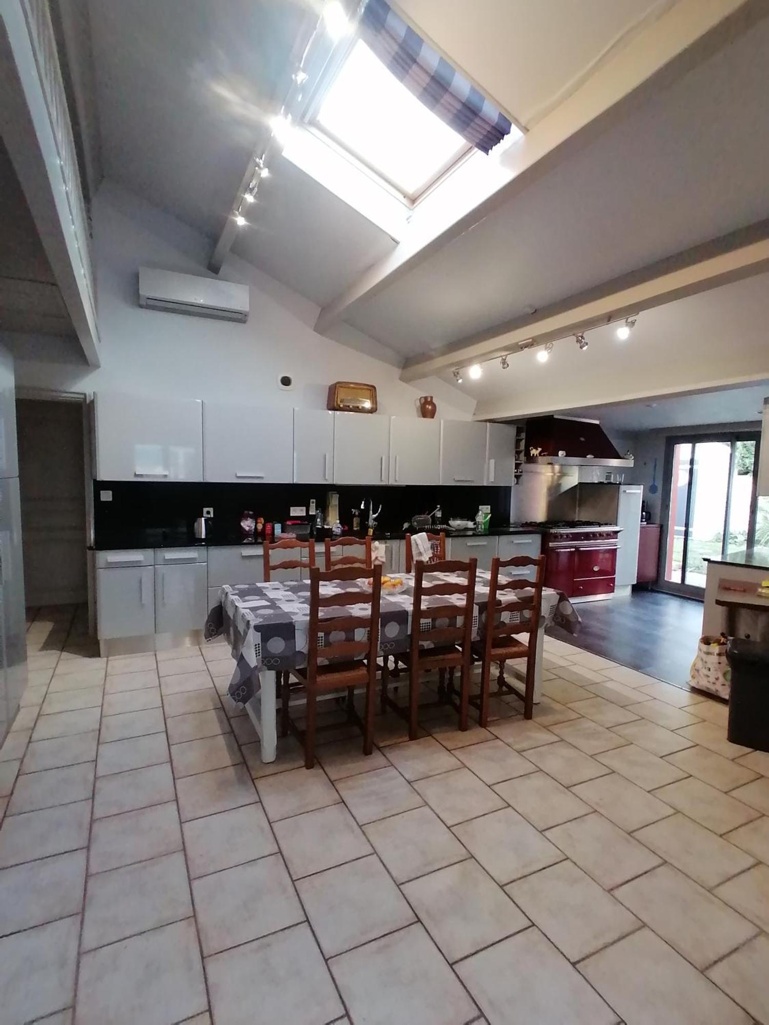 Maison Avec Piscine Et Jardin Proche Mer, La Rochelle ลาโรแชล ภายนอก รูปภาพ